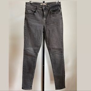 Levi’s 721 High Rise Skinny